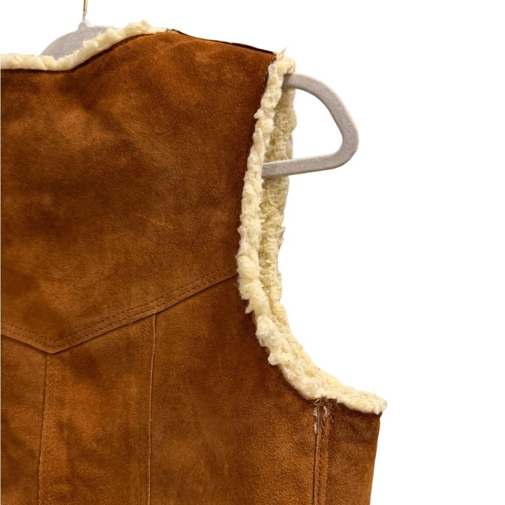 Vintage WRANGLER Western Leather Sherpa Lined Vest
Brown
Size Small - Picture 4 of 10